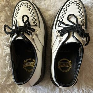 Demonia Size 8 V-Creeper Stitching White Platform Shoes